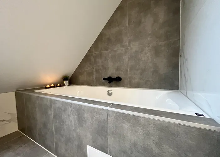 Exclusive Apartment, Location In דירה ברגן