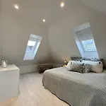 Apartment Exclusive Apartment, Location In *