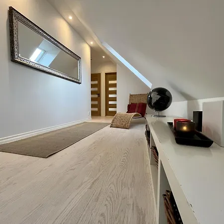 شقة Exclusive Apartment, Location In *
